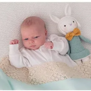 Tilly and Otto - Amelie lace swaddle in Mint